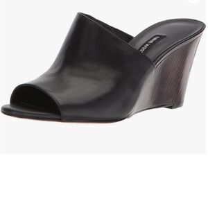 Black Nine West Janissah Chunky Peep Toe Slip On Mule Sandal Size 12M